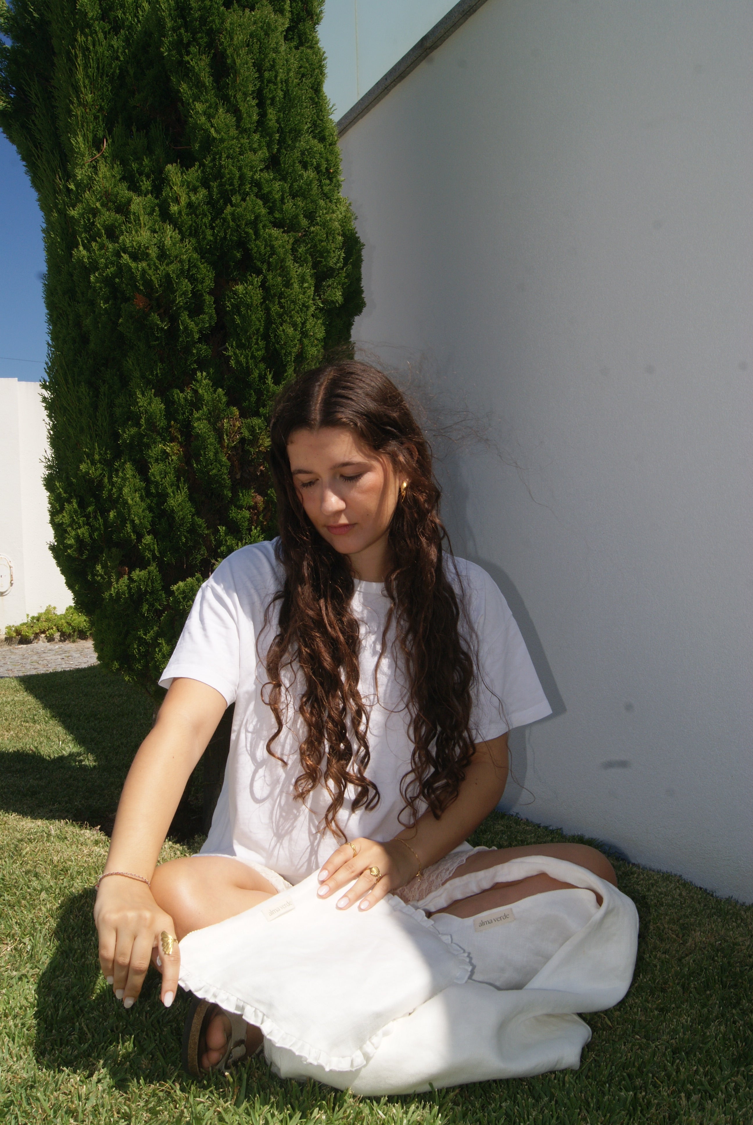 White Linen Nécessaire